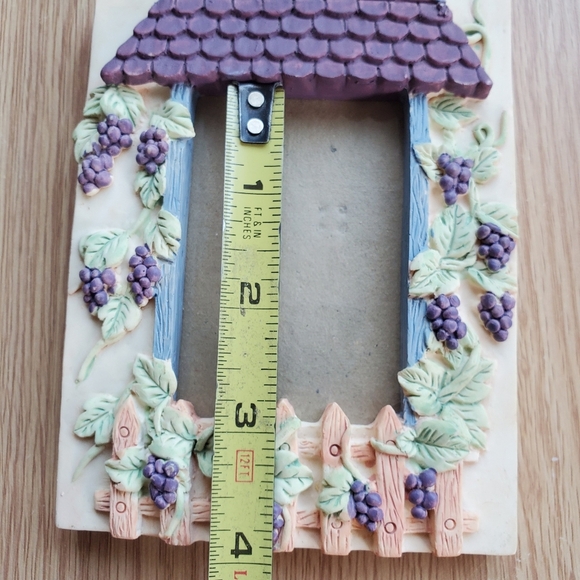 Window Grape‎ Vine Picket Fence Garden Decorative Photo Frame - Picture 2 of 8